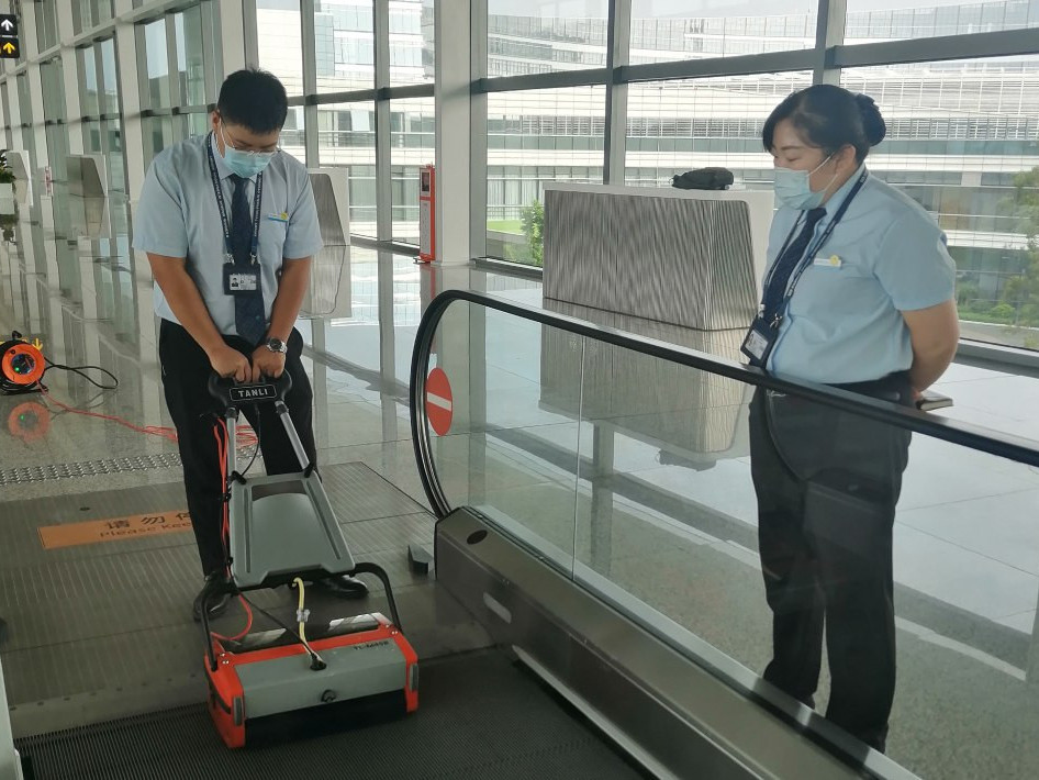 扶梯清洗機(jī)使用不當(dāng)，你可能就白買了,！